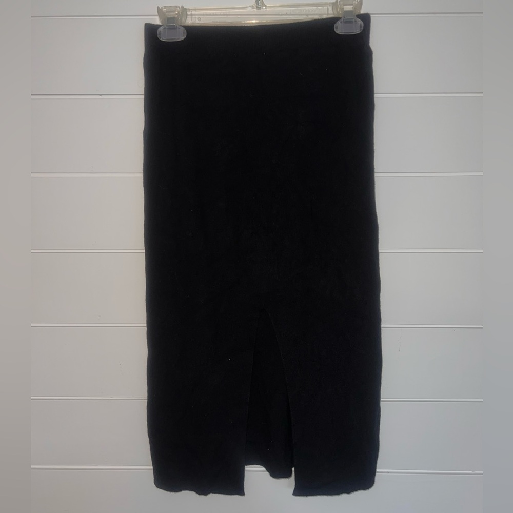 Split Back Pencil Skirt - image 3